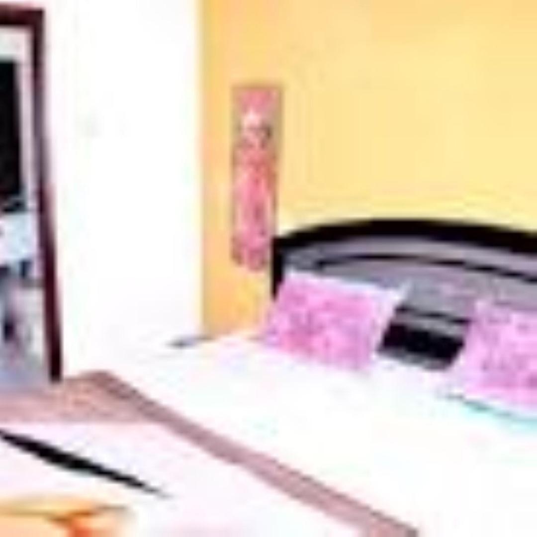 Abhiraj Guest House Mathura Eksteriør billede