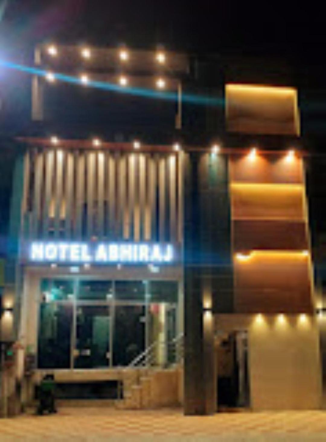 Abhiraj Guest House Mathura Eksteriør billede
