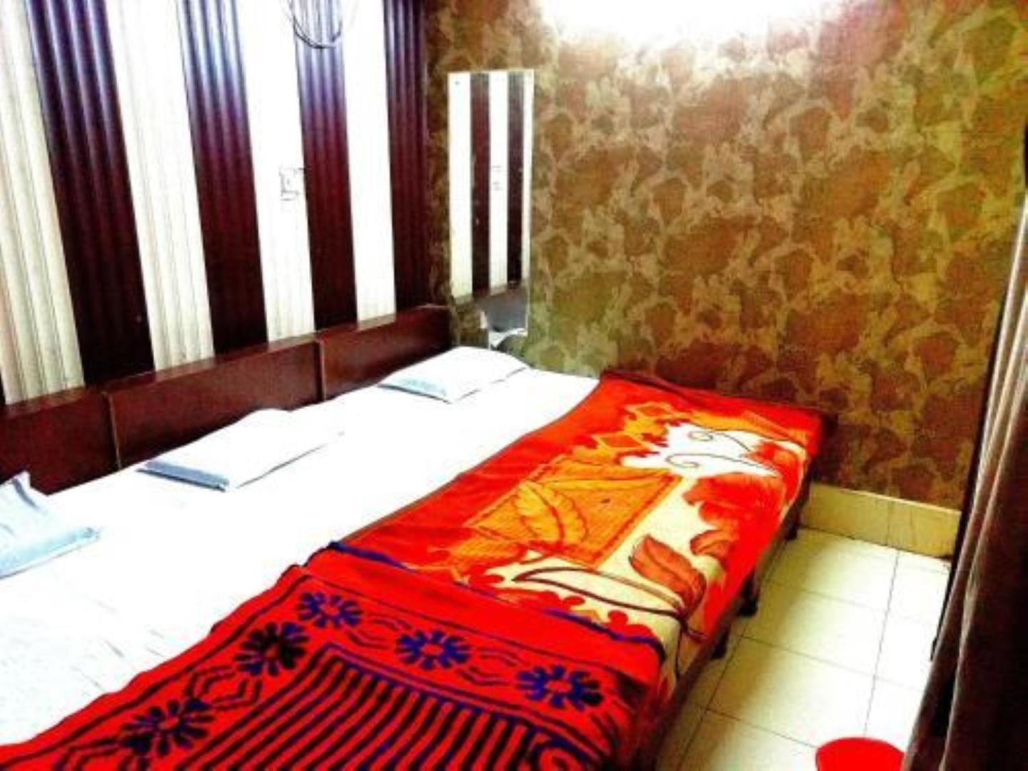 Abhiraj Guest House Mathura Eksteriør billede